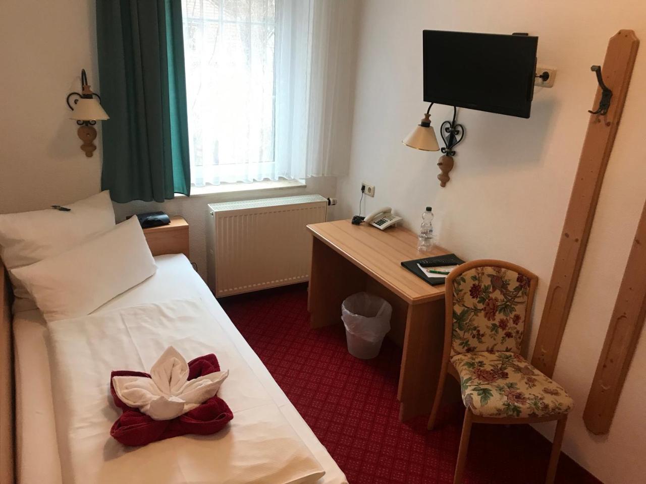 Muldenschlosschen Hotell Lunzenau Eksteriør bilde
